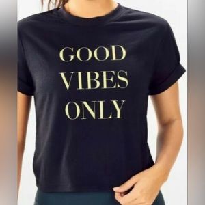 Fabletics “Good Vibes Only” Cropped Tee